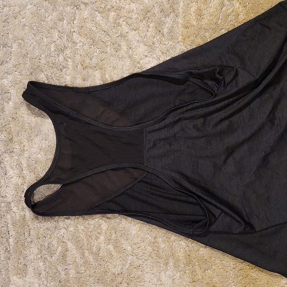 Exercise Top - Picture 4 of 4